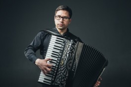 Три Аккордеона