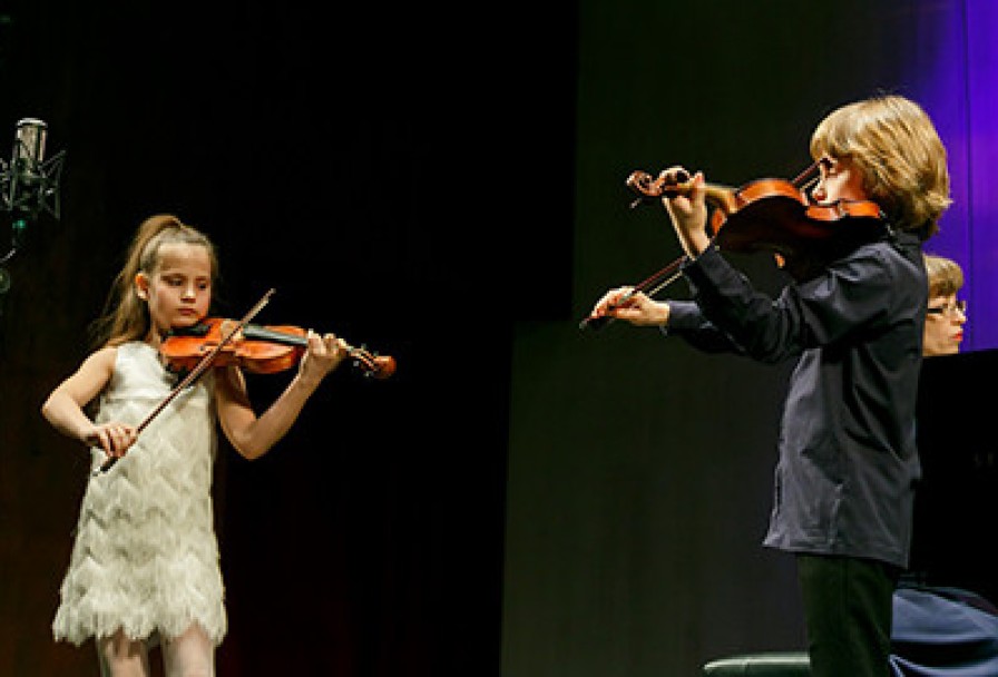 в Кругу Друзей. Мбф Владимира Спивакова
