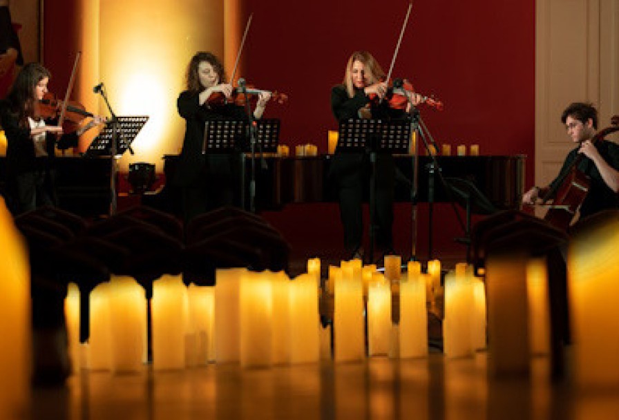 Эйнауди. при Свечах