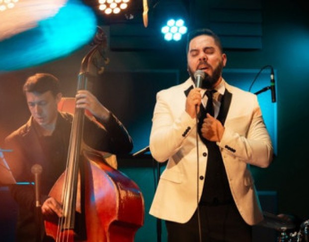 Andrew Mcfadden. Christmas In New York