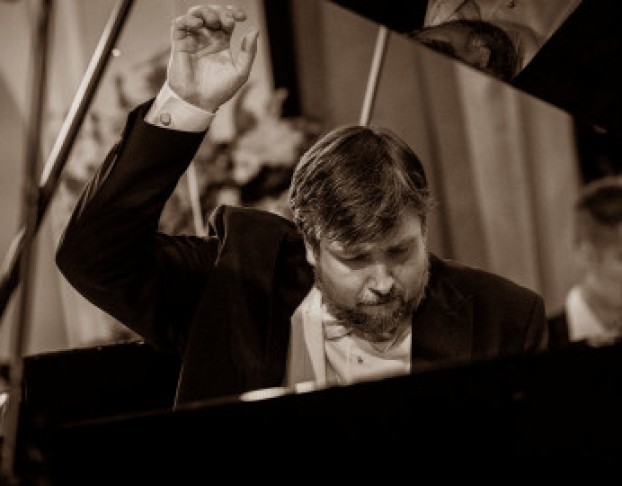 Дмитрий Онищенко