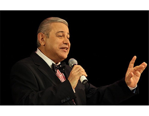 Евгений Петросян