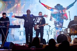 Хиты Майкла Джексопоп-Музыка, Рок-Н-Ролл, Фанк и Диско с Арсеном Мукенди