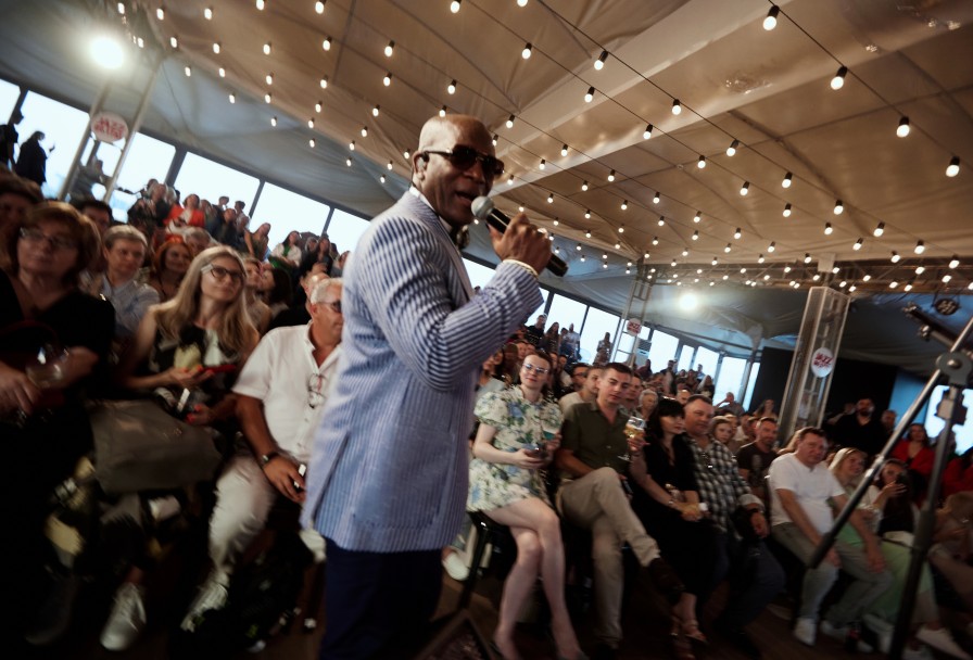 Jazz Icons при Свечах с Emmans Mcvon