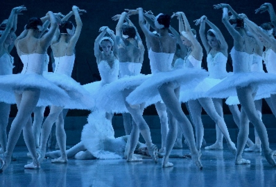 Лебединое Озеро