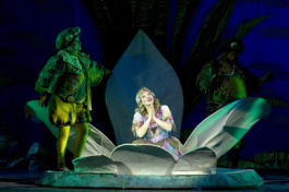 Дюймовочка