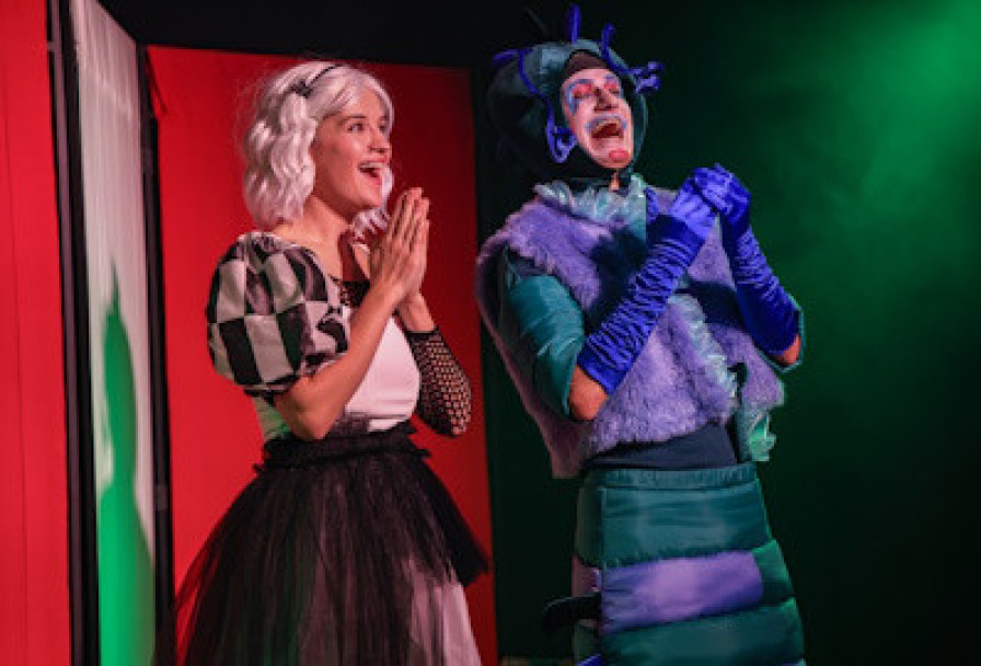 Алиса в Стране Чудес