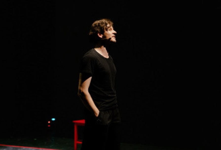 Маяковский. Послушайте