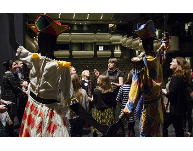 Путешествие в Театральную Историю