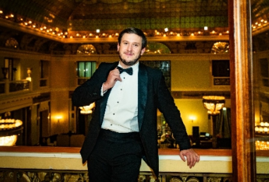 и.с. Бах. Пасхальная Оратория. Pratum Integrum, Бенедикт Зауэр, Дирижёр