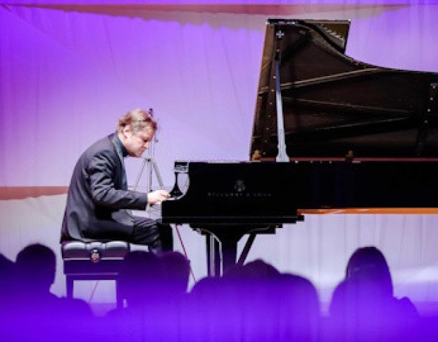 Петр Лаул, Фортепиано