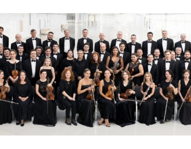 Рно. Дирижёр – к. Кнапп, Ольга Волкова, Скрипка