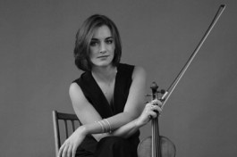 Рно. Дирижёр – к. Кнапп, Ольга Волкова, Скрипка