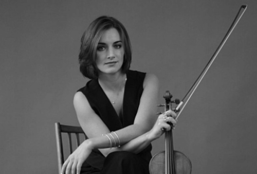 Рно. Дирижёр – к. Кнапп, Ольга Волкова, Скрипка