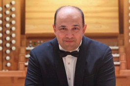 Салют Любви. Тарас Багинец, Орган