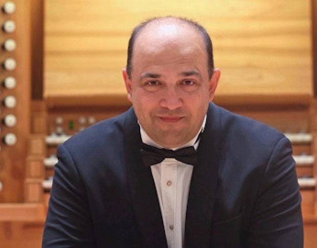 Салют Любви. Тарас Багинец, Орган