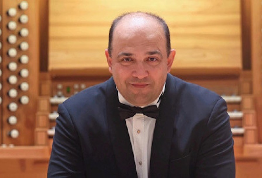 Салют Любви. Тарас Багинец, Орган