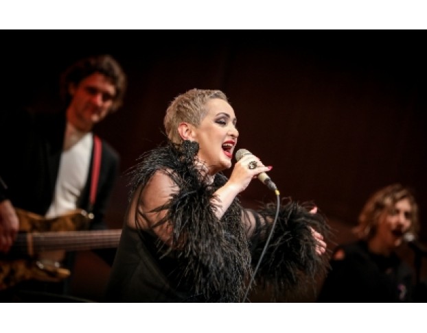 Три Курочки. Мариам Мерабова, Этери Бериашвили, Катерина Балыкбаева