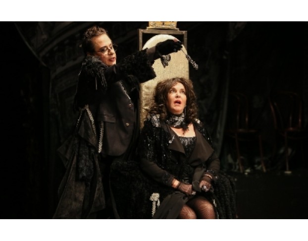 Стакан Воды, или Заговор по-Английски