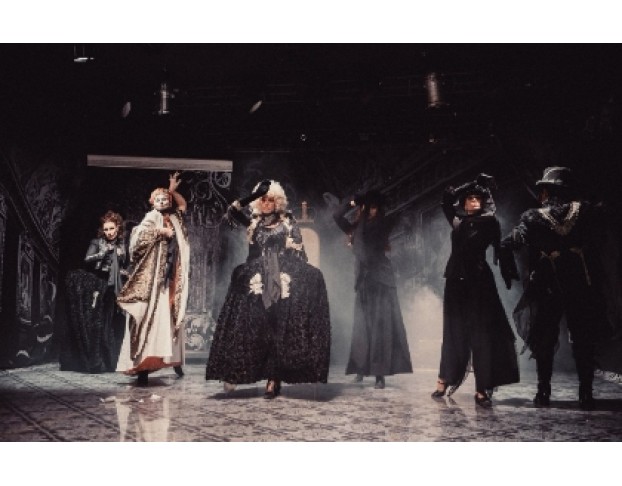 Стакан Воды, или Заговор по-Английски