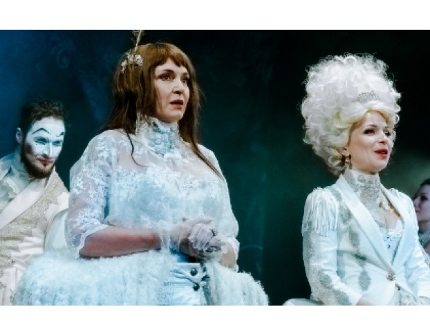 Стакан Воды, или Заговор по-Английски