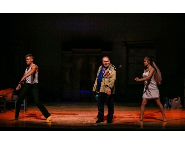 Третий – Лишний?