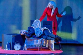 Женщина с Витрины, или Банальная История о Любви