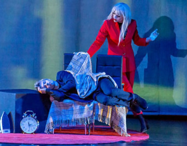 Женщина с Витрины, или Банальная История о Любви