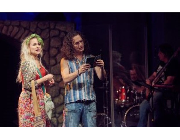 Хиппи-ёлка и Волосы