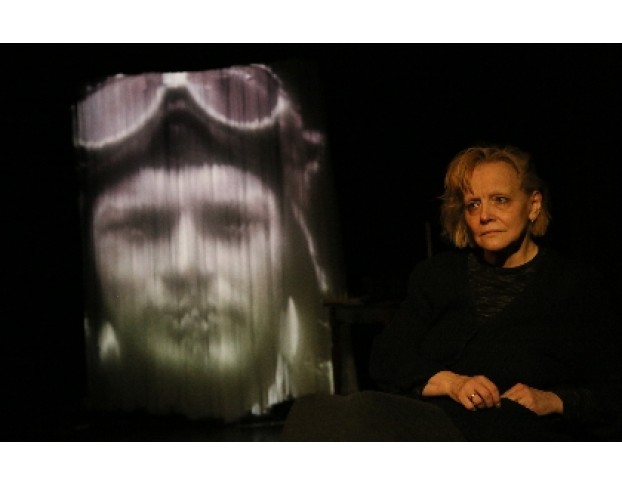 Мать Обвиняет