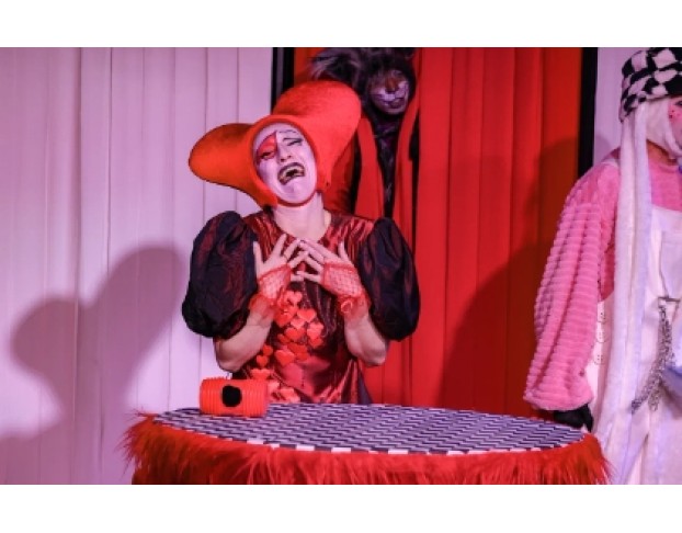 Алиса в Стране Чудес