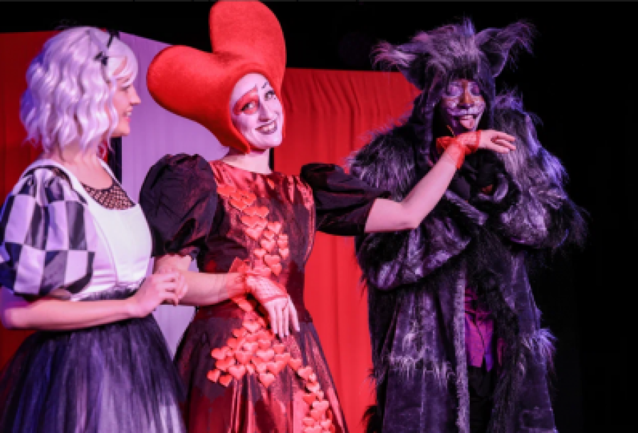 Алиса в Стране Чудес