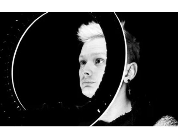 это Всё Она