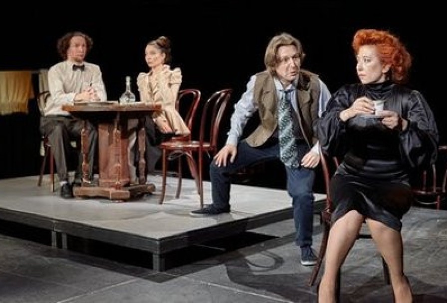 Чехов. Эскизы