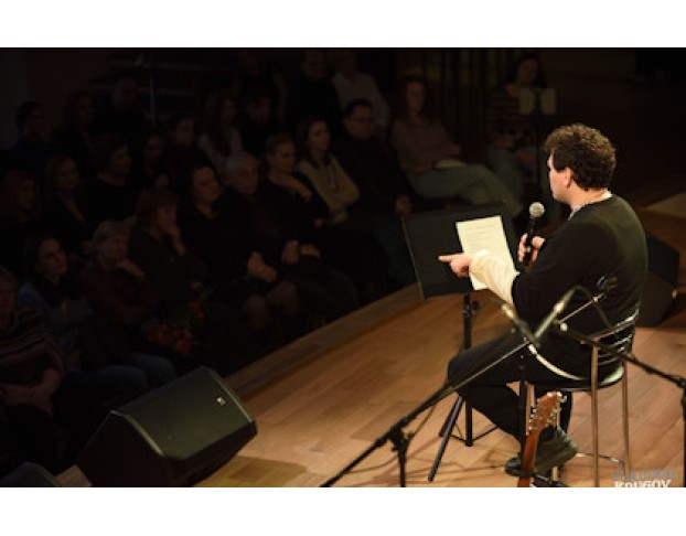 Михаил Озеров