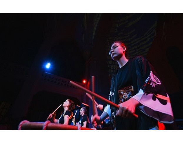 Шоу Японских Барабанов. Орган и Кото