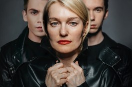 это Все Она