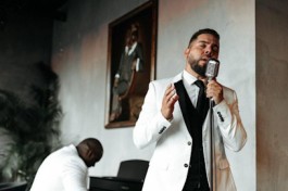 Christmas In New York. Andrew Mcfadden