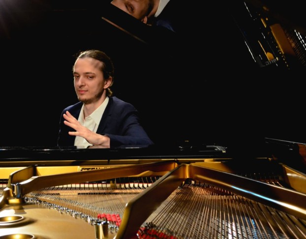 Звезды Русской Фортепианной Школы. Александр Лубянцев. Л.бетховен.соната No. 14 Лунная Ф.лист.шесть Этюдов по Паганини,мефисто-Вальс Nо.1