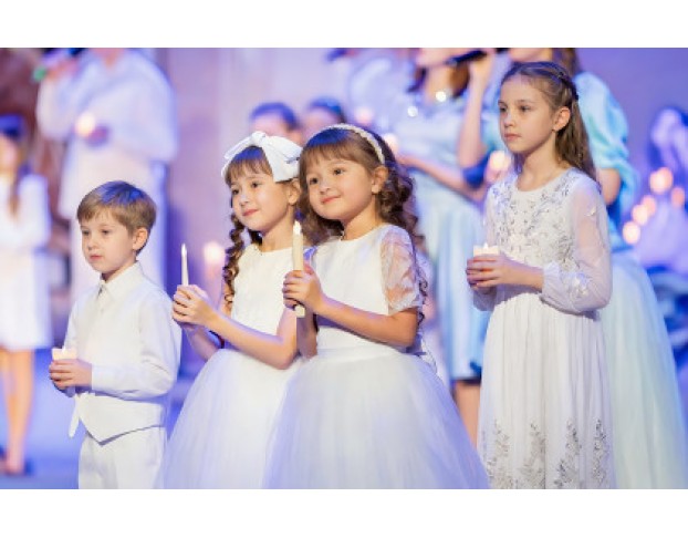 Радость Рождества в Кругу Семьи