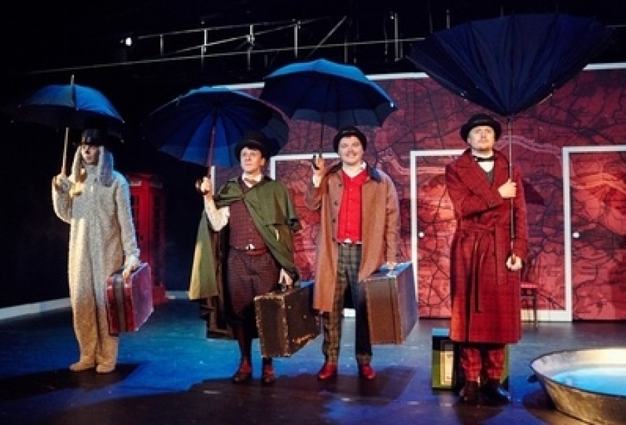 Трое в Лодке, не Считая Собаки