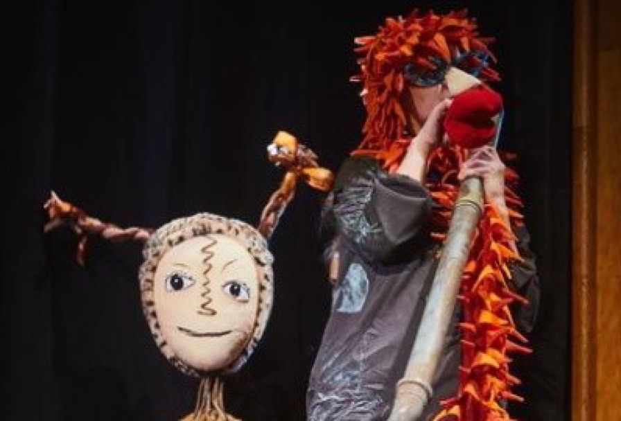 Похороните Меня за Плинтусом