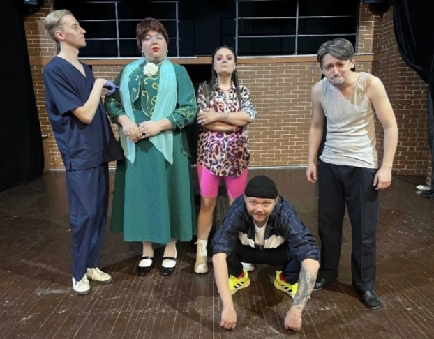 Человек в Закрытой Комнате