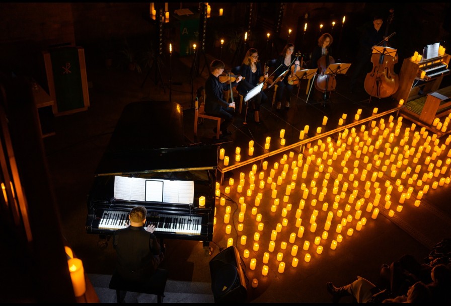 Неоклассика в Соборе при Свечах