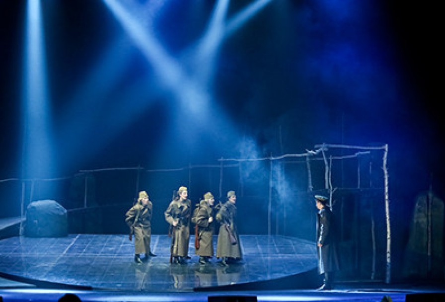 а Зори Здесь Тихие.