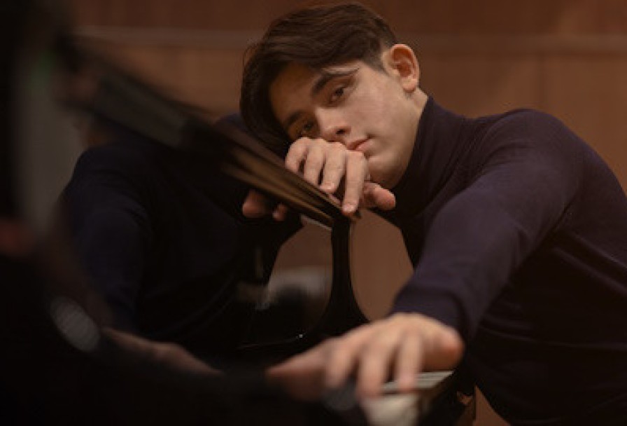 Джордж Харлионо