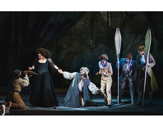 Бал-Маскарад