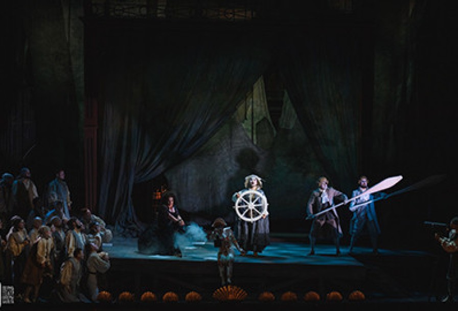 Бал-Маскарад