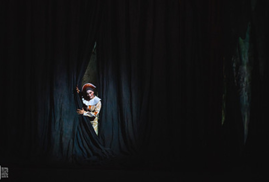 Бал-Маскарад