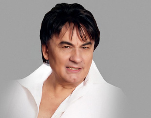 Александр Серов